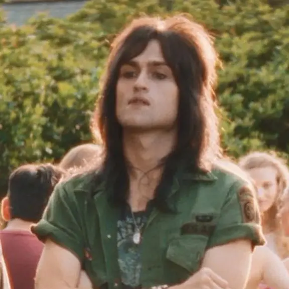 MartyrQuilt7267의 The Dirt: Nikki's Girl