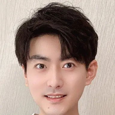 Profile image of Qui Yonghou