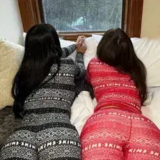 Profile image of Chloe and Layla