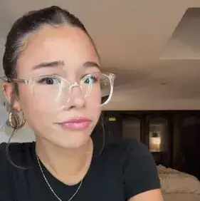 Profile image of Olivia Hayes