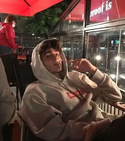 SkinnyBlock1670의 Boy Bsf