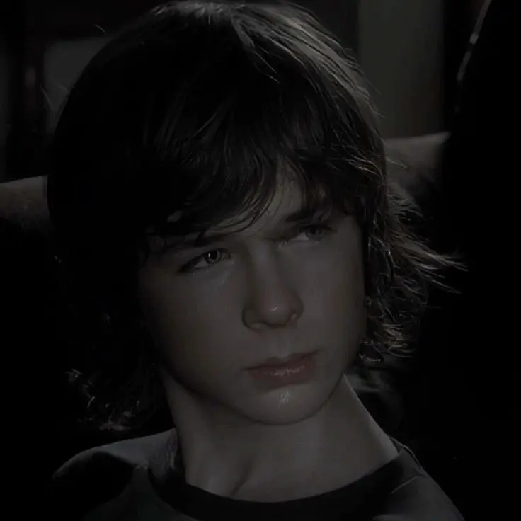 JustBELLAhere의 ⋆˚࿔ Carl 𝜗𝜚˚⋆