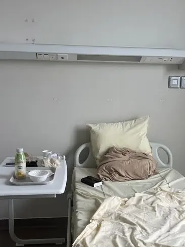 Sparklybunni의 Psych Ward