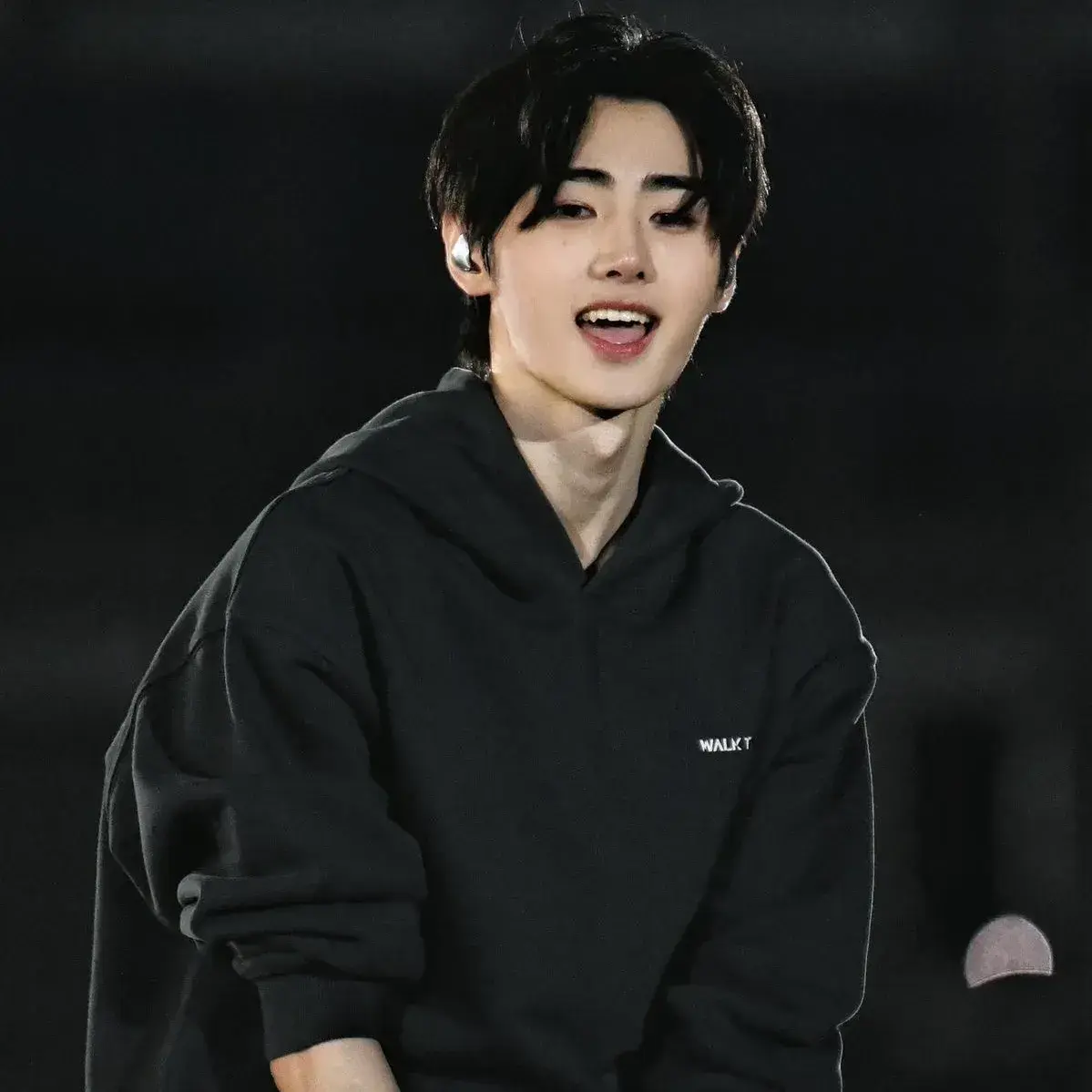 BulkyPipe6078의 Min-jun - brother's best friend