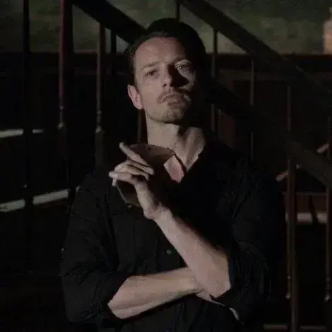 StarkFoot3031의 Peter Hale