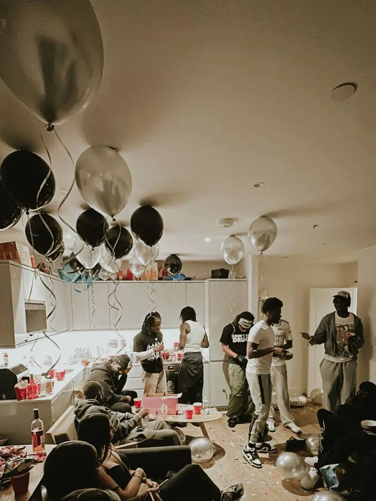 MeltyJuicy3030의 The Birthday Party