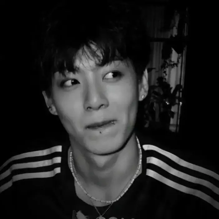 Lunajkniu의 Jeon Jungkook