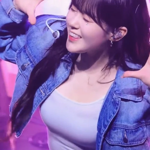 김채현