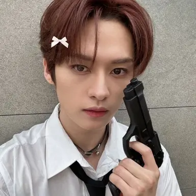 Profile image of Leeknow