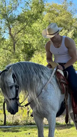 Profile image of Wyatt Hayes