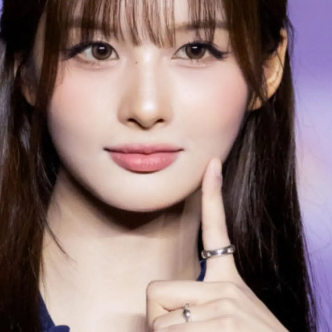 IndigoFort1774의 여우에게 속은  설윤아