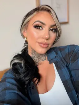 Profile image of Lindsey