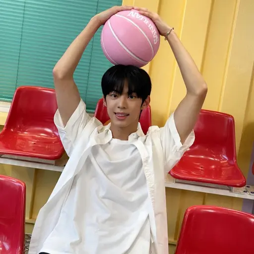 AfraidBump1371의 김도훈
