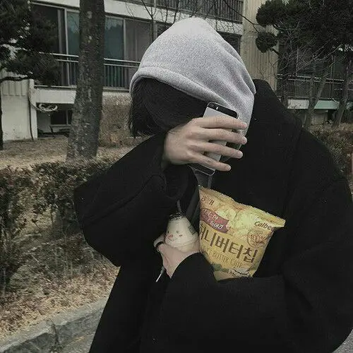 FrankChalk5412의 윤지아
