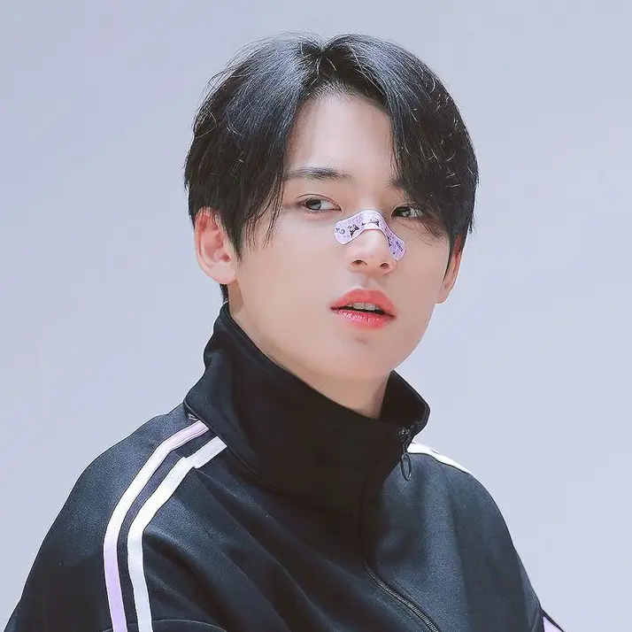 Yun._.yu의 김민규