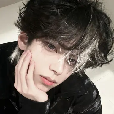 Profile image of Leon