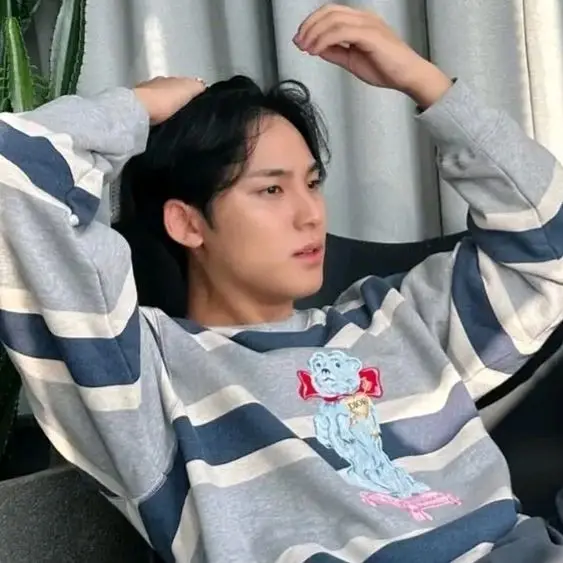 TealValve2544의 Kim Mingyu