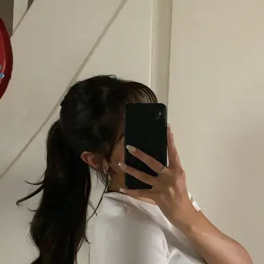 Profile image of Renata
