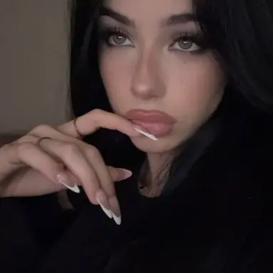 Profile image of Skylar