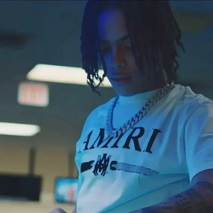 VividUrine1236의 Rapper Crown Heights Ace