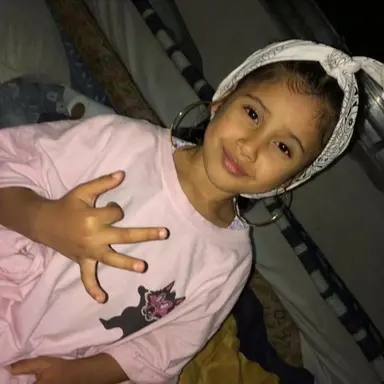 Profile image of Raquel