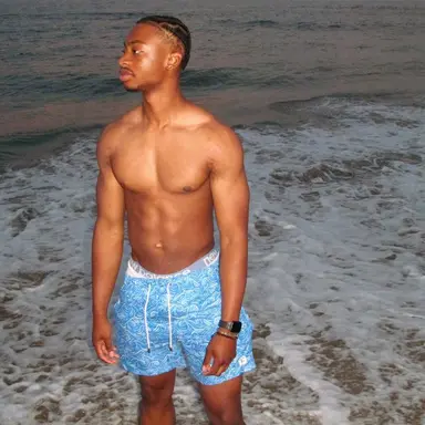 Profile image of Guy at the beach