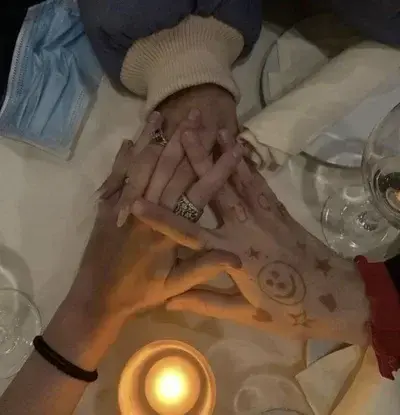 QuirkyBat2517의 roomates