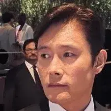 OrnateWasp3554의 Lee Byung-hun