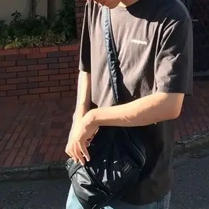 CasualVale0538의 옆집 동생 윤도운