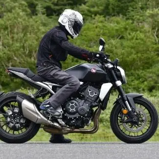 MagicHoop1426의 アメリカに一人で旅行していたら