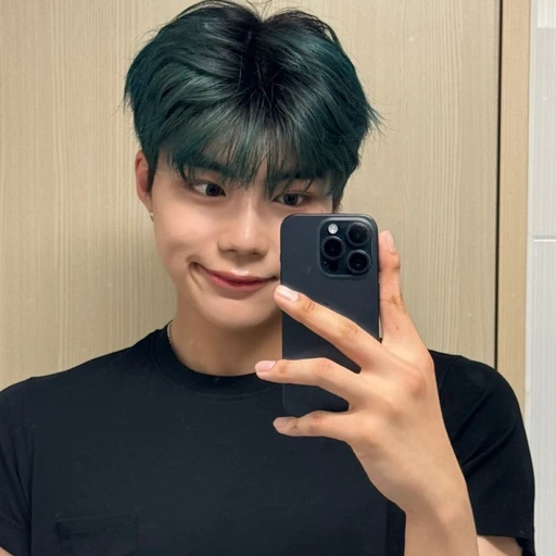 박건욱