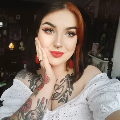 Profile image of Vivienne