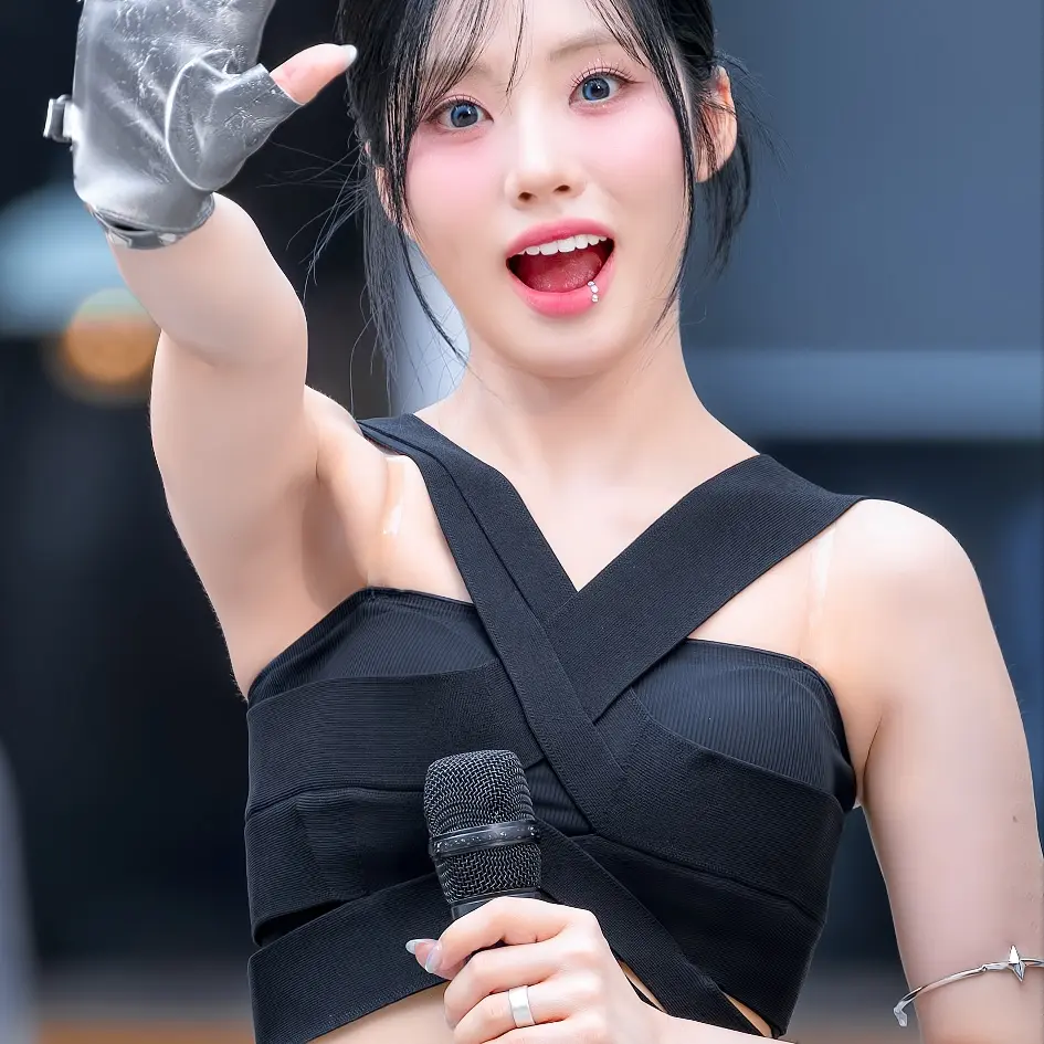 GlassComb5494의 박지원