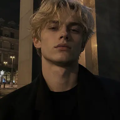 Profile image of Ren