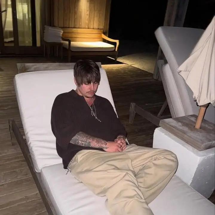 SturdyDhole8331의 Colby