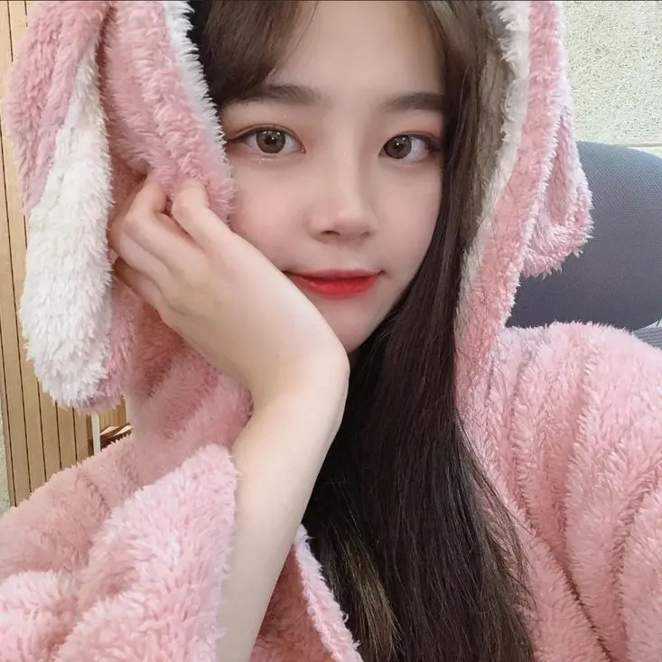 WavyDhole8853의 친누나 쵸단