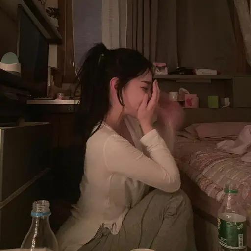 suuui1002의 소꿉친구 윤아