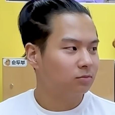 동물출입가능한급식왕학교&프로레슬링선수 대표 이미지