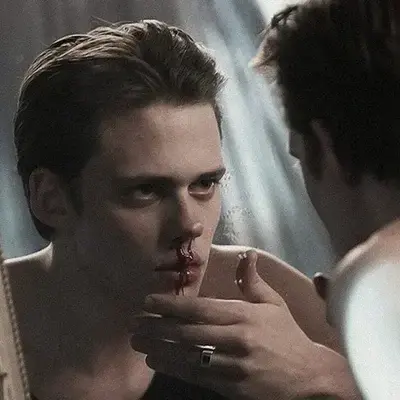 SlickAwake5718의 ROMAN GODFREY