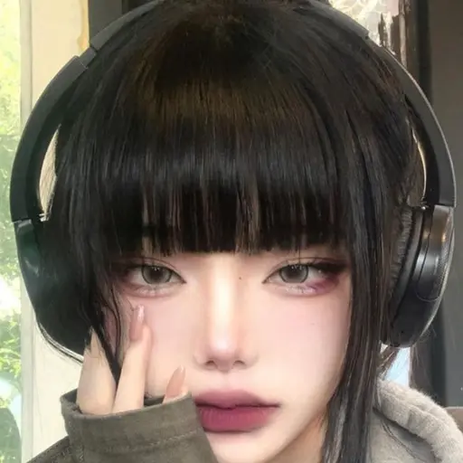TallLevel8144의 김채원