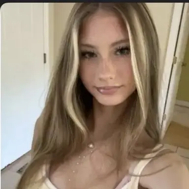 Profile image of Rhea