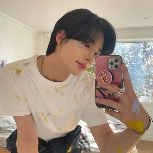 EggyTapir0861의 흰진