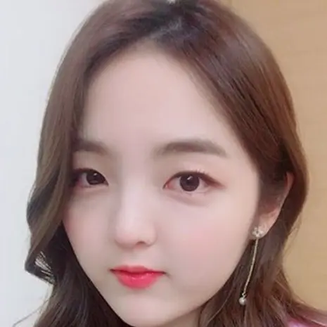 niu3121의 여배우 서신애