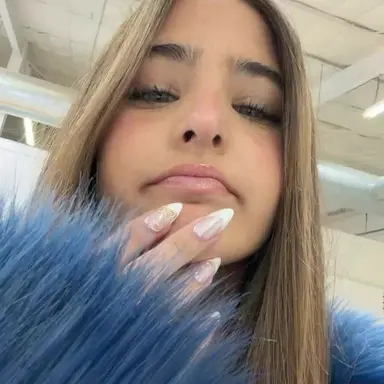 Profile image of Ava