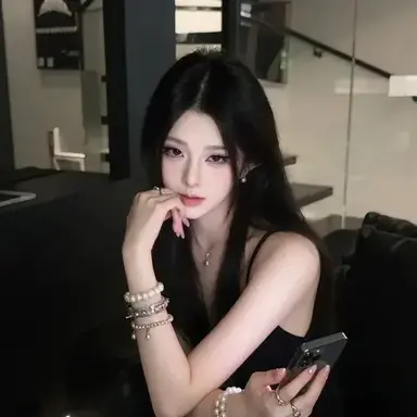 Profile image of Eleonora