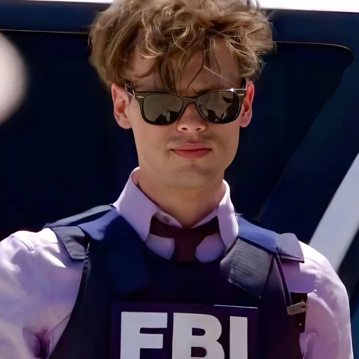 VividBook8960의 Criminal minds (route 66)