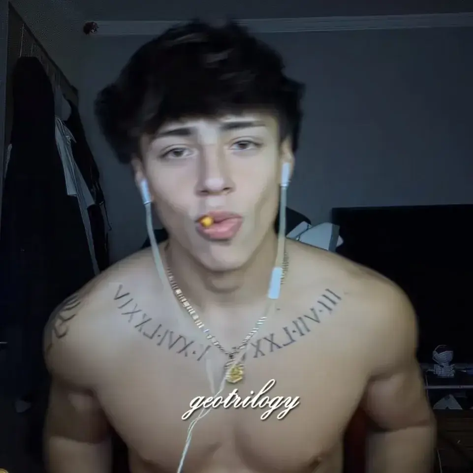 ModernYen3865의 Jax