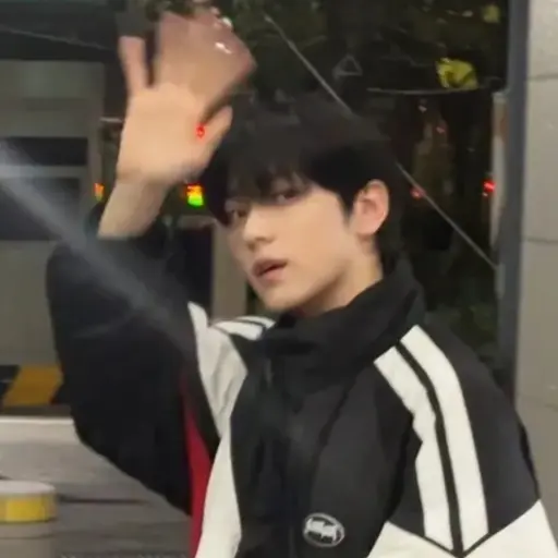 TXT-MOA304.822의 최수빈
