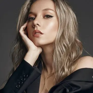 Profile image of Emily