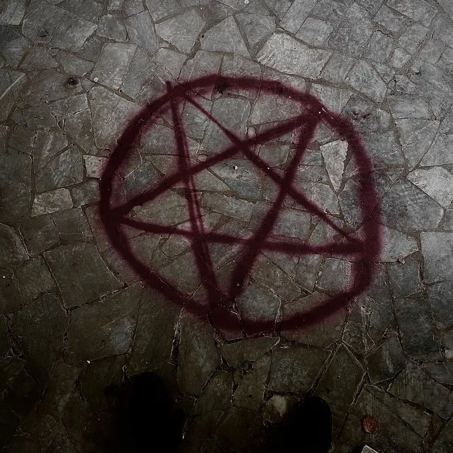 HAHAHEHEHo의 LACRIMAE ET SPES